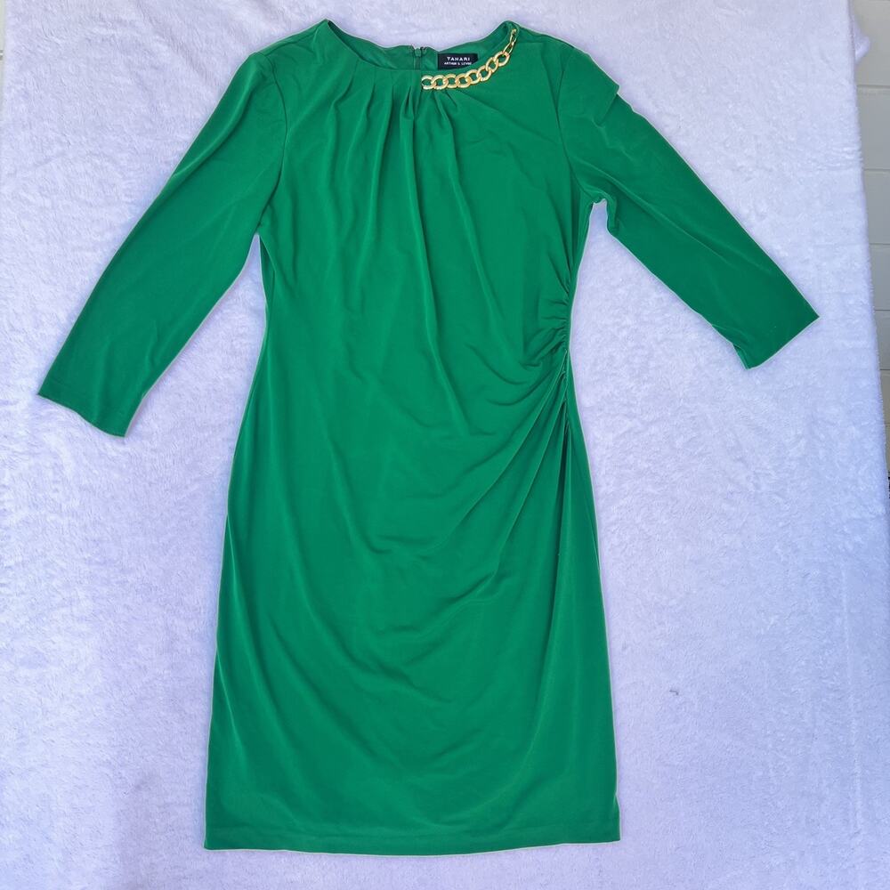 Tahari Arthur S. Levine Green Sheath Dress 12 Sleeve Gold Chain Accent